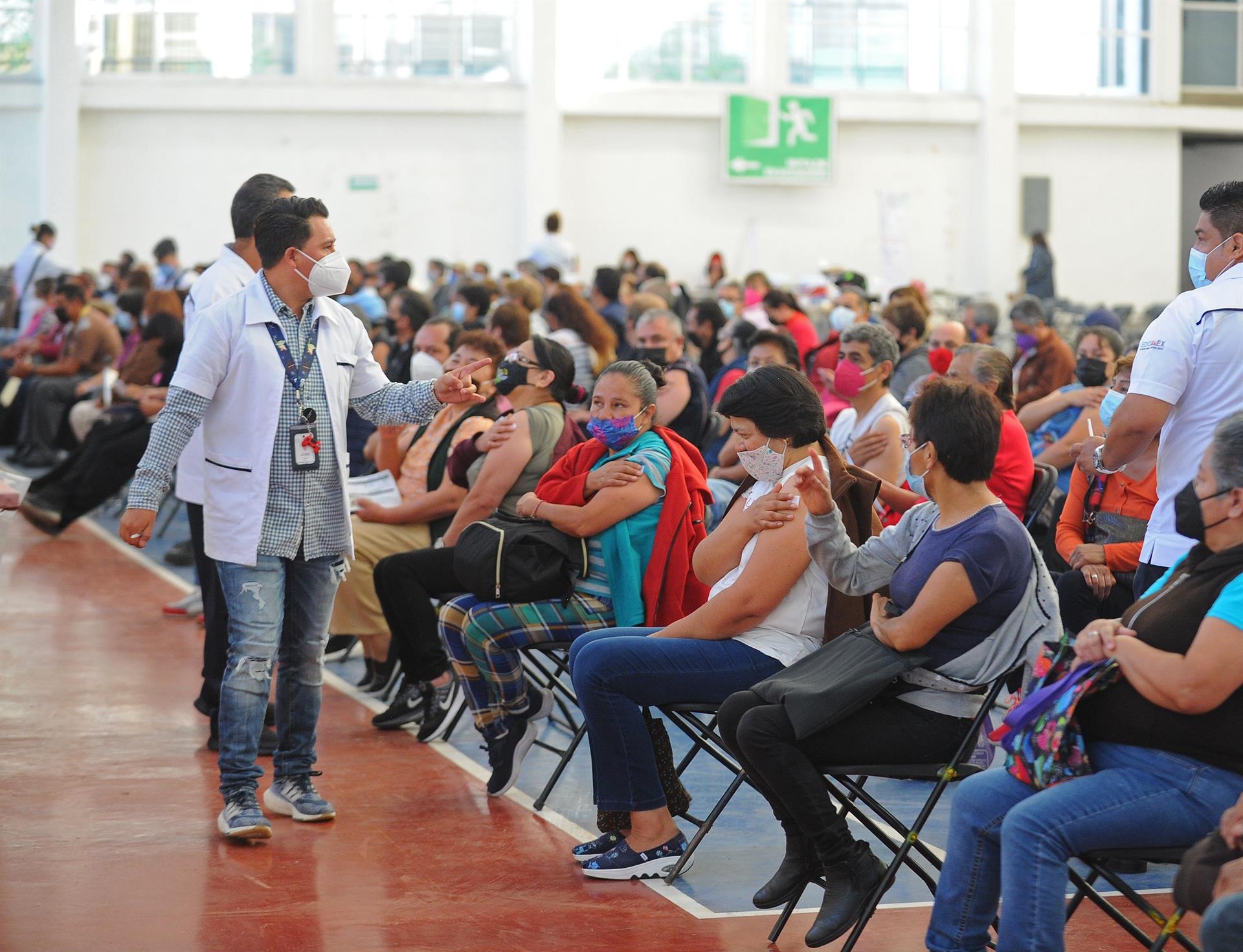 Brasil baja sus contagios, Cuba vive un gran rebrote y Paraguay vacunará a jóvenes