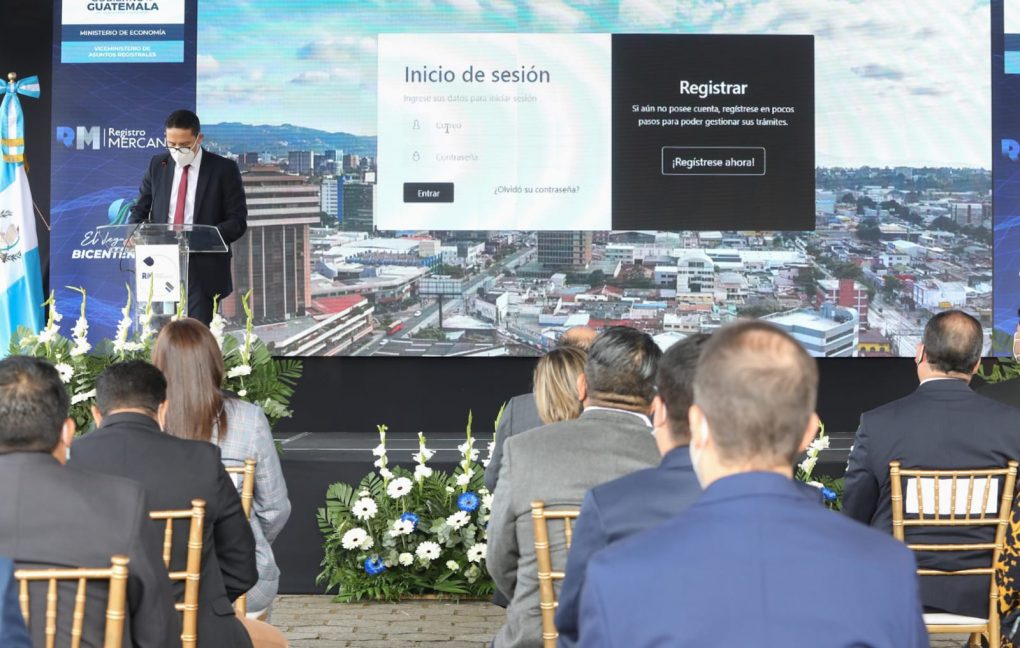 Registro Mercantil lanza plataforma digital para auxiliares de comercio