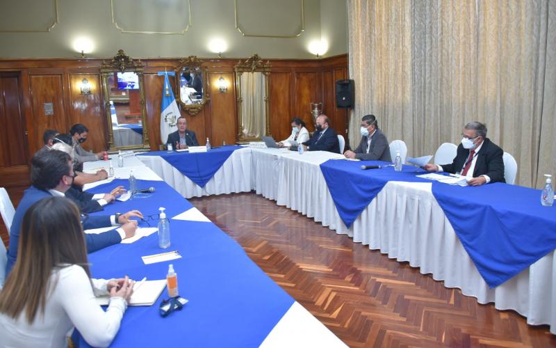 COVID-19: En la reunión se analizaron soluciones viables e inmediatas.