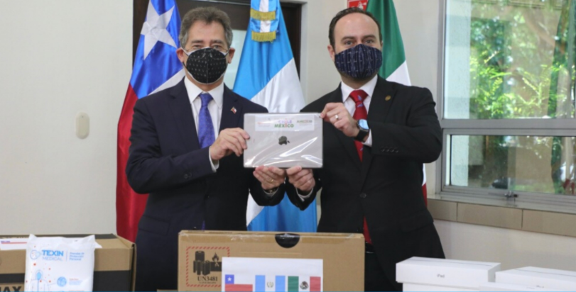 Cooperación de Chile y México entrega insumos sanitarios al Ministerio de Relaciones Exteriores
