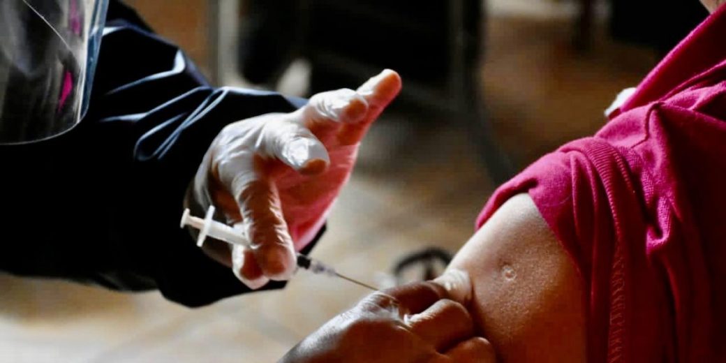 Guatemala registra al menos 1.9 millones de personas vacunadas con primera dosis