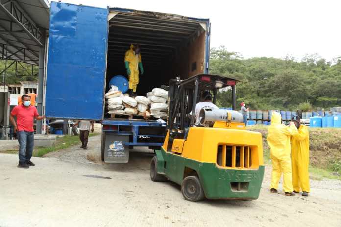 Trasladan 33 toneladas de precursores químicos al complejo de incineración de sustancias ilícitas