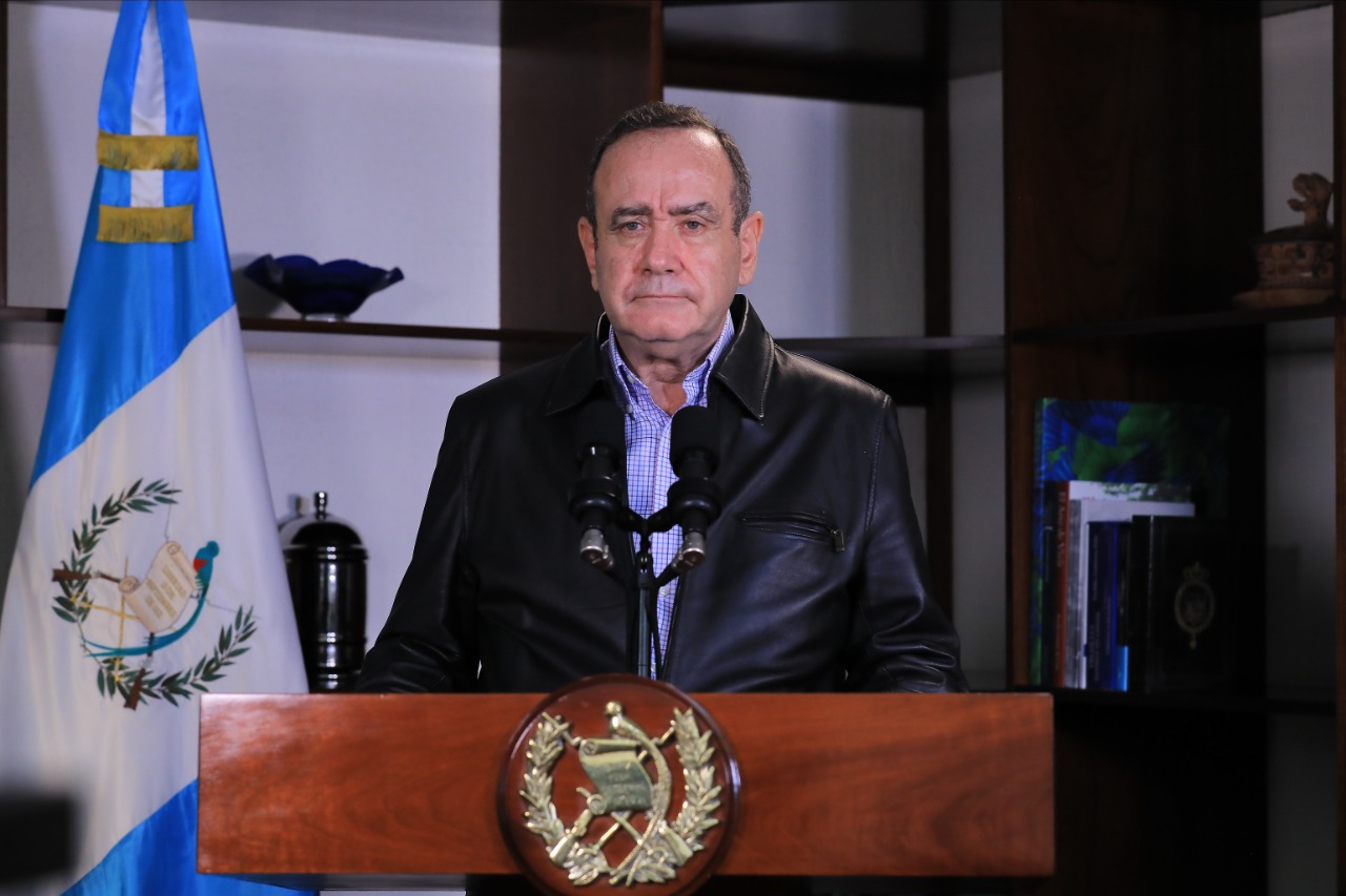 Presidente Alejandro Giammattei durante el mensaje a la nación.