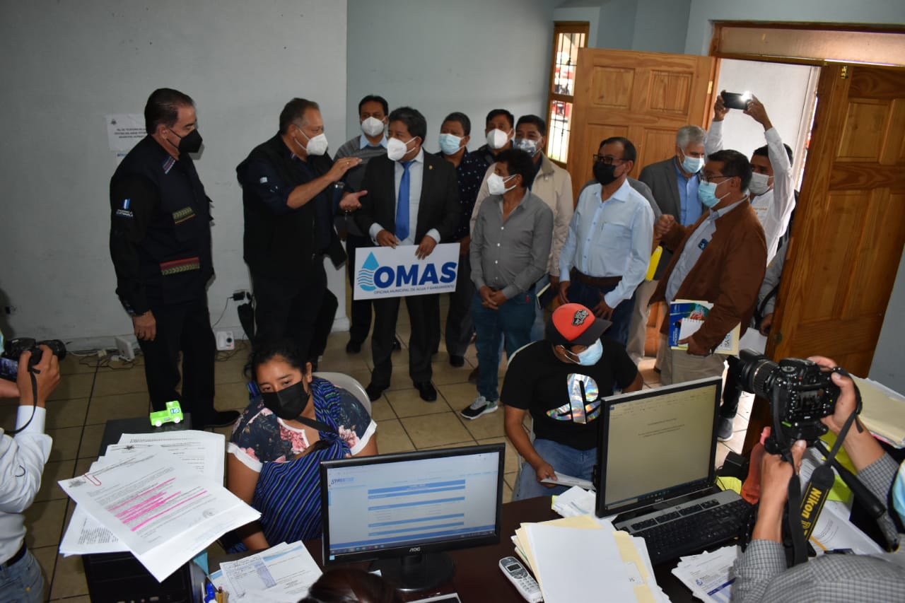 San Pedro Sacatepéquez, inaugura su oficina municipal de agua y saneamiento