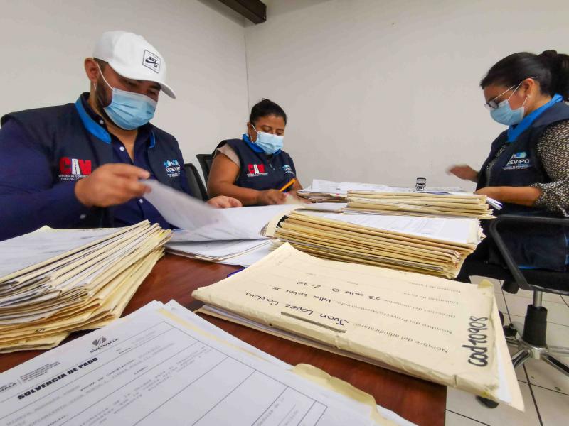Brindan certeza jurídica a 500 familias a través de escrituración masiva