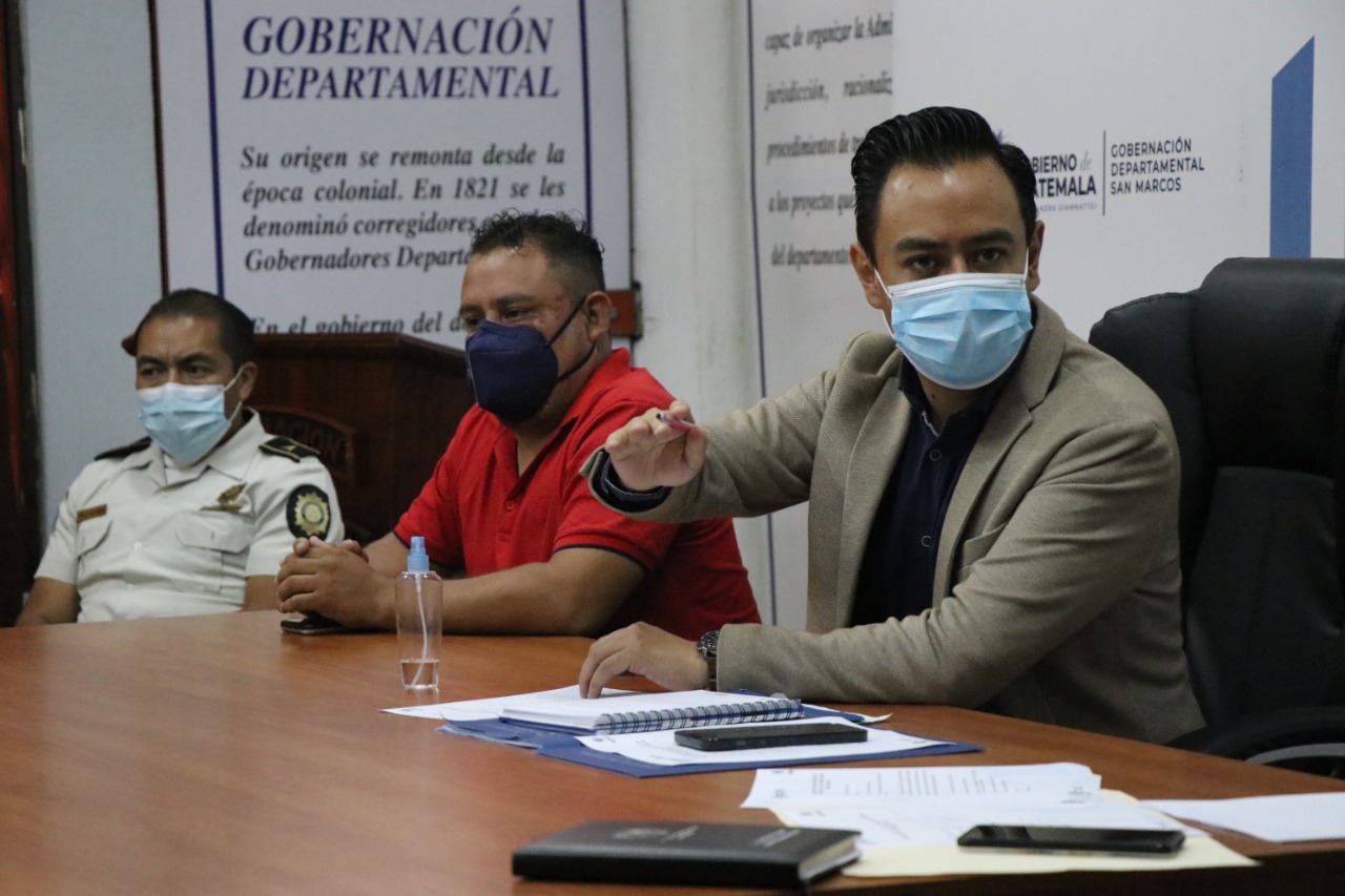 Avanza diálogo para restablecer suministro eléctrico en comunidades de San José El Rodeo