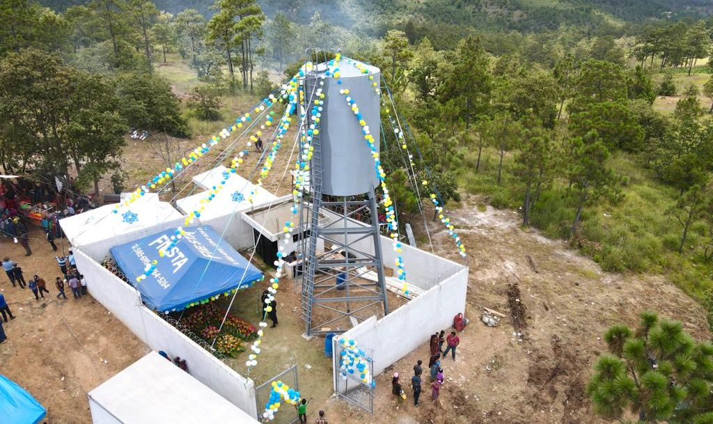 Más de mil vecinos de Santa Lucía La Reforma se benefician con sistema de agua potable
