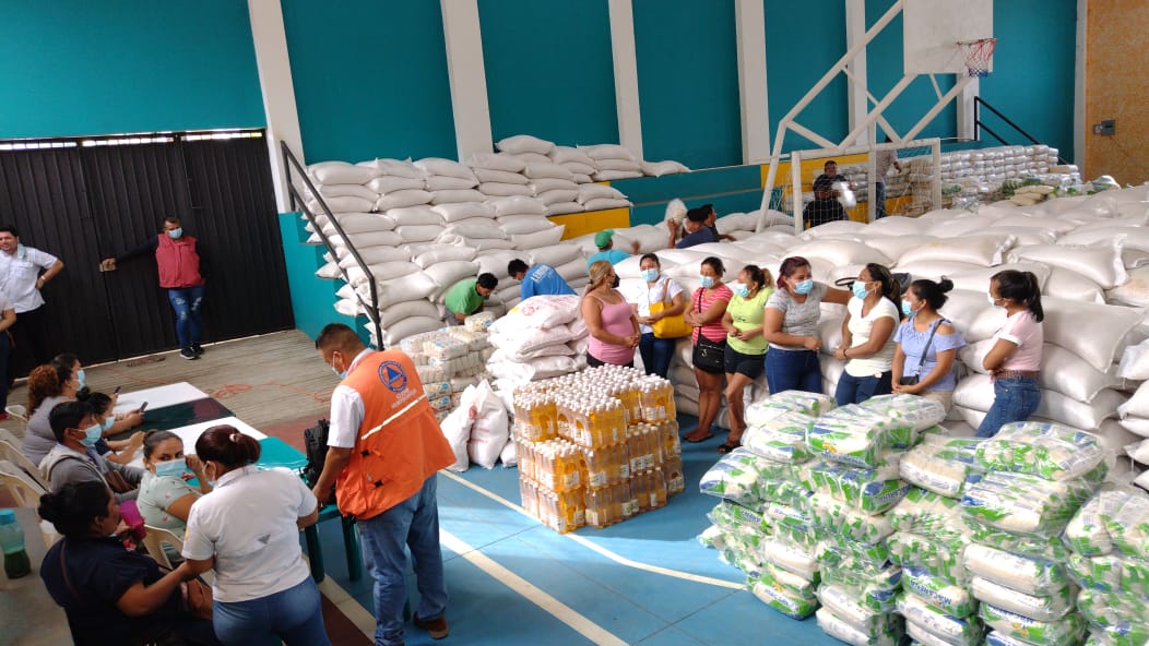 Continúa el apoyo alimentario a familias retaltecas afectadas por el COVID-19