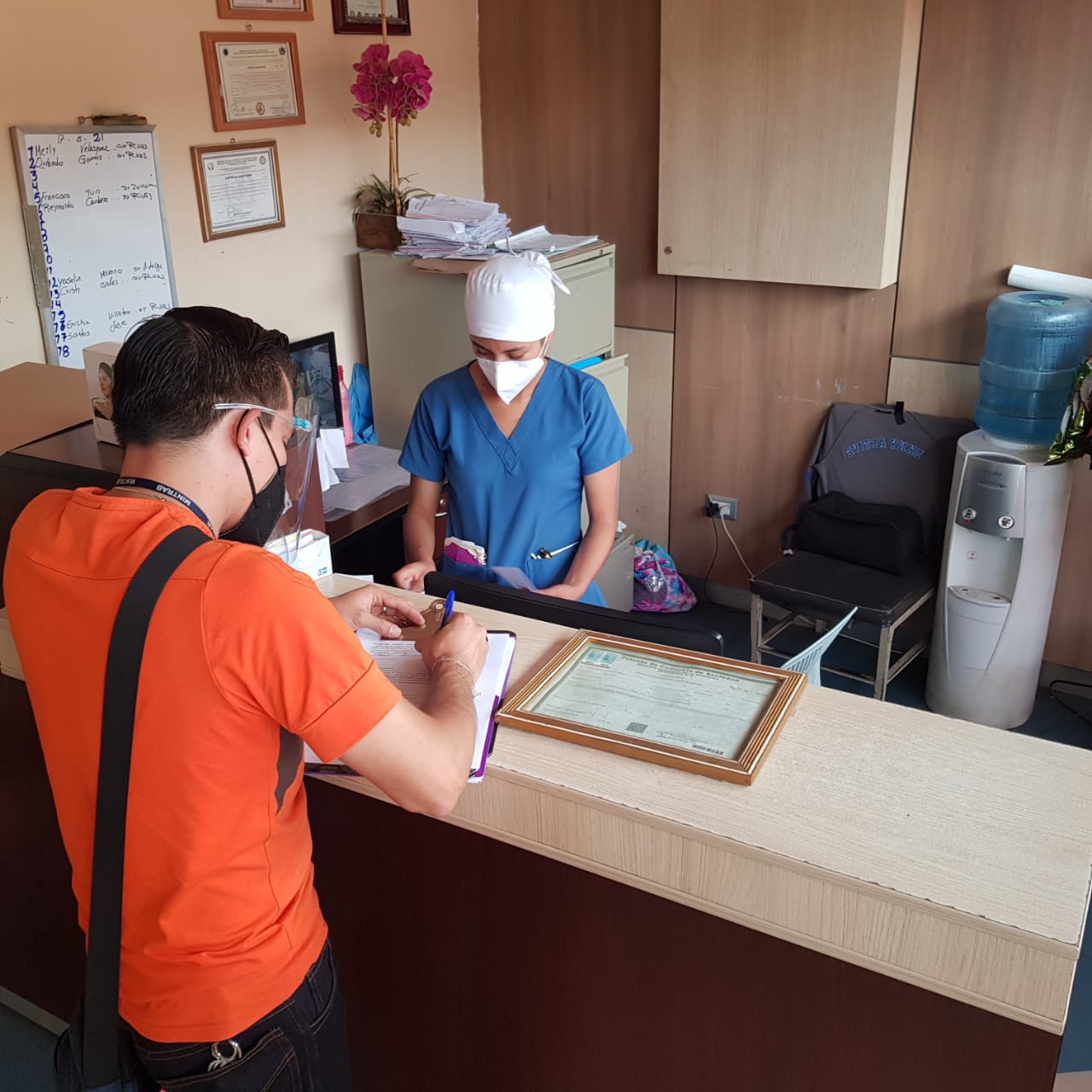 Verifican cumplimiento de medidas de seguridad y salud en el trabajo