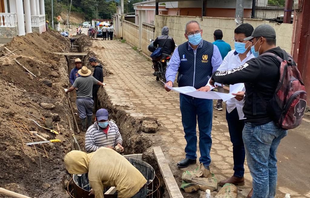 Fortalecen saneamiento ambiental en Santa Lucía Utatlán