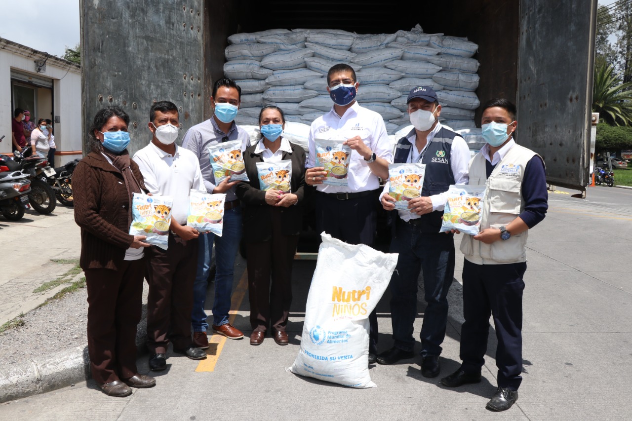 Benefician a 200 mil niños con alimento complementario en San Marcos
