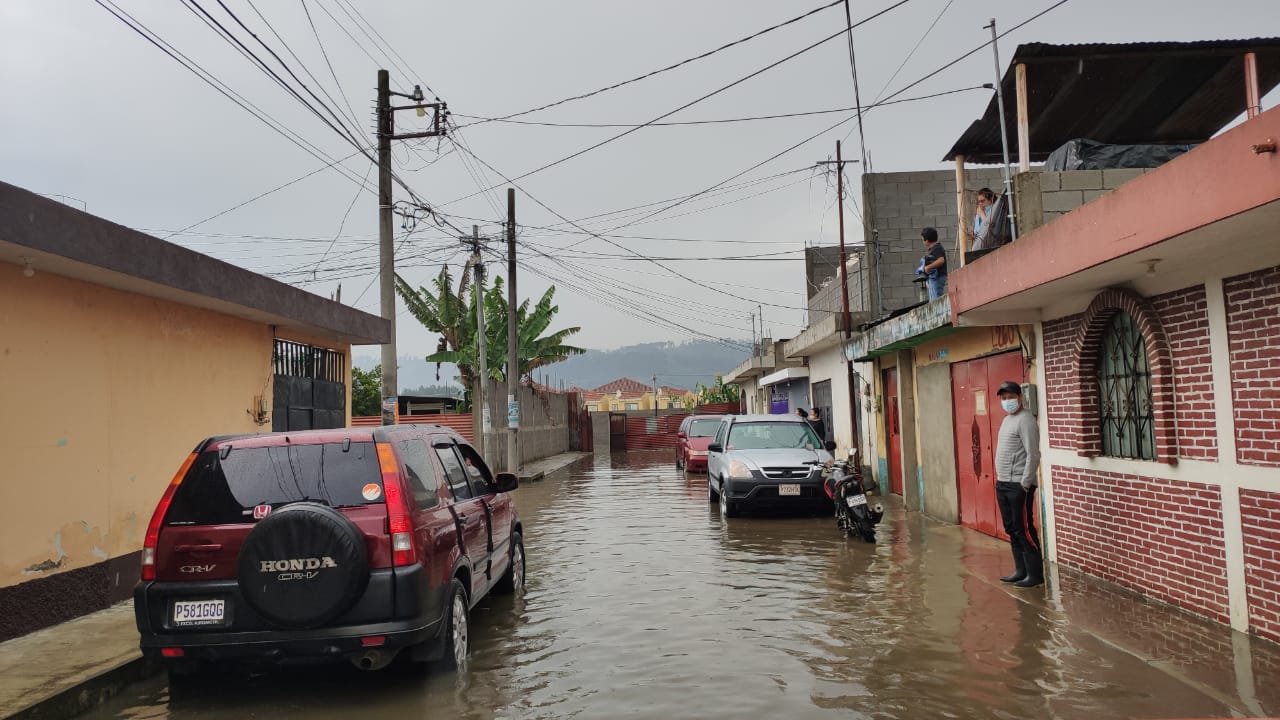 Conred asiste a seis departamentos donde han ocurrido hundimientos, inundaciones y deslizamientos
