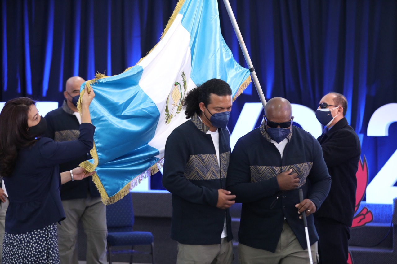 Juegos Paralímpicos Tokio 2021: Guatemala juramenta a sus dos paratletas