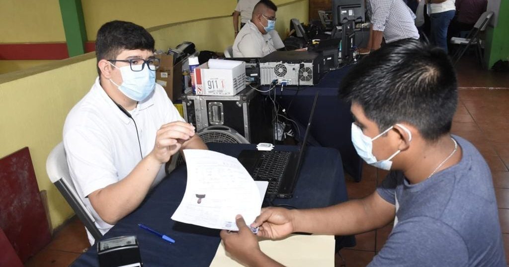 Presidente destaca crecimiento económico en el marco del Día Internacional del Trabajo