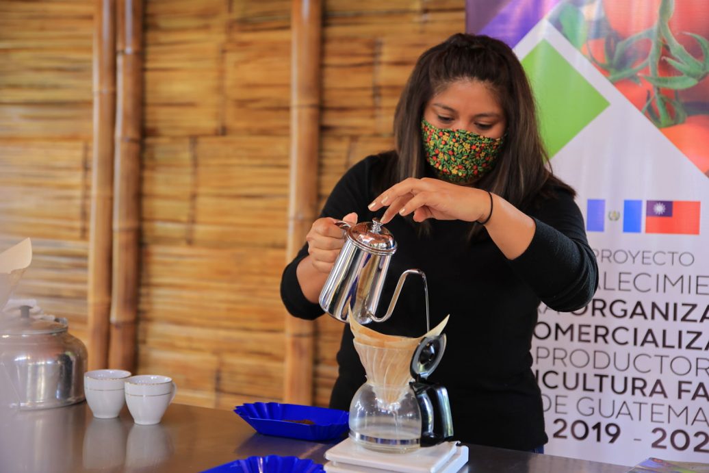 Habilitan centro de demostración de café en Sololá
