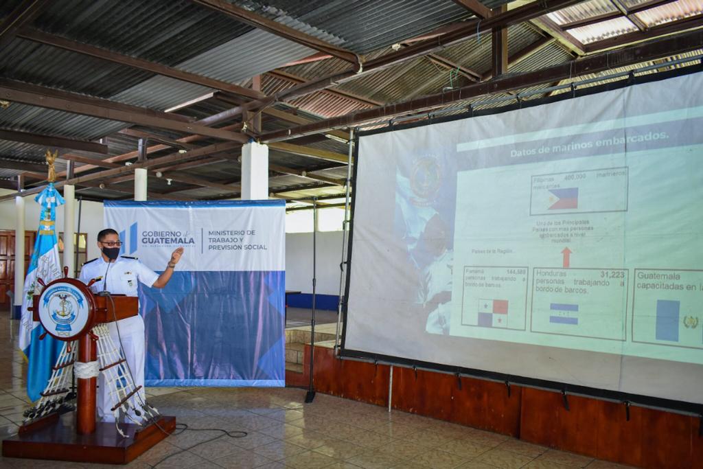 Otorgarán 50 becas para que guatemaltecos se certifiquen como marinos mercantes