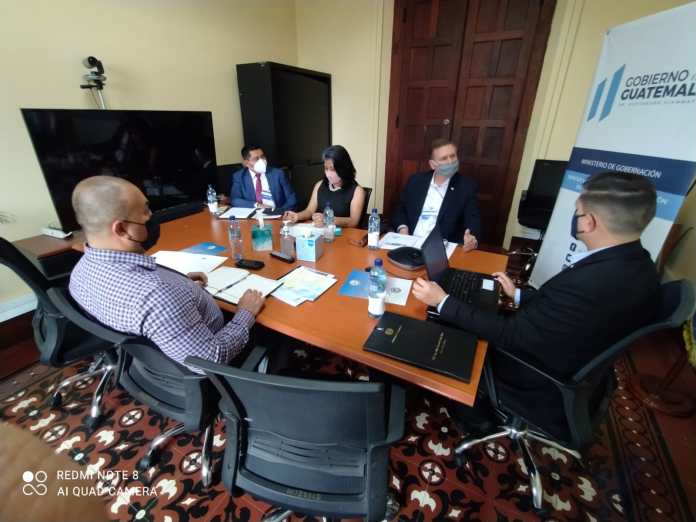 Buscan fortalecer proyectos para prevenir violencia contra la mujer