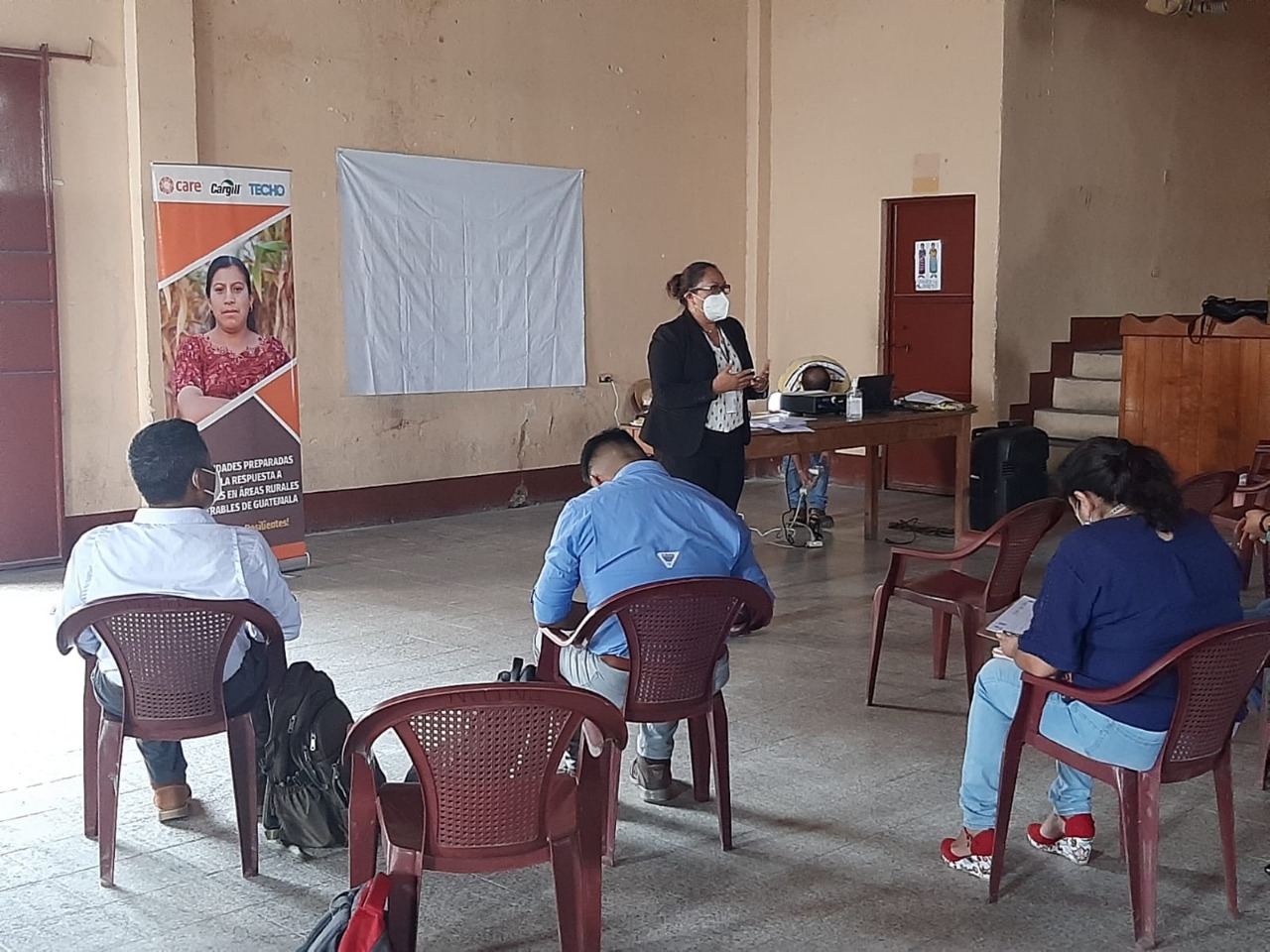Capacitan a consejos municipales para la administración de albergues en Huehuetenango