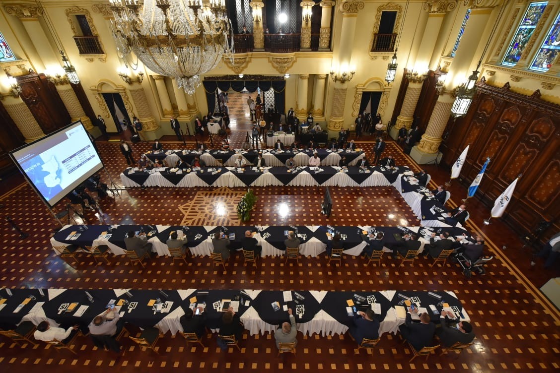 Presidente Giammattei dirige cuarta reunión del Conadur