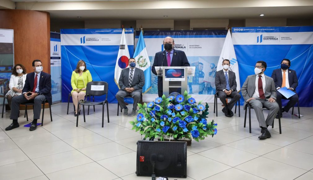 Delegación guatemalteca viajará a Corea del Sur para dialogar sobre tratado de libre comercio