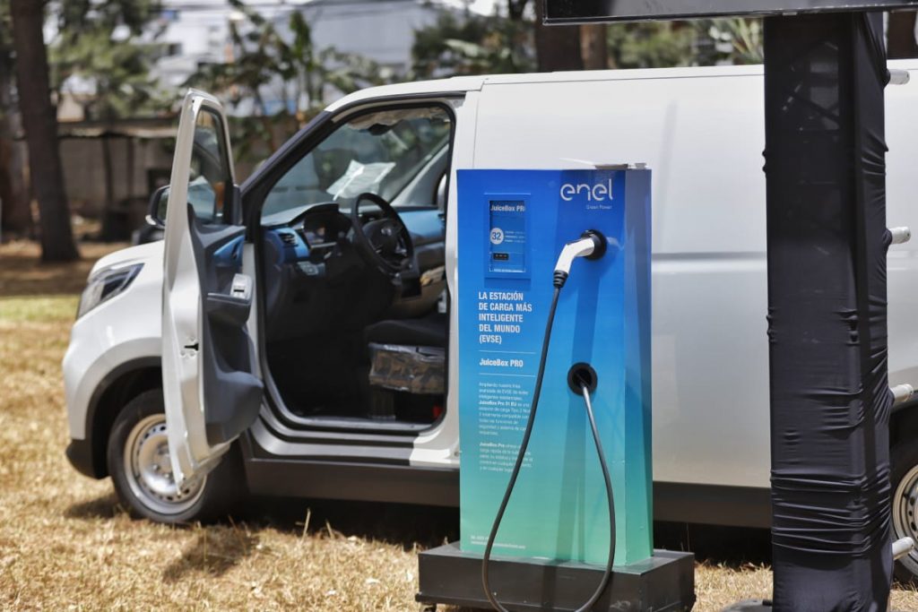 MEM prepara iniciativa de ley para movilidad eléctrica