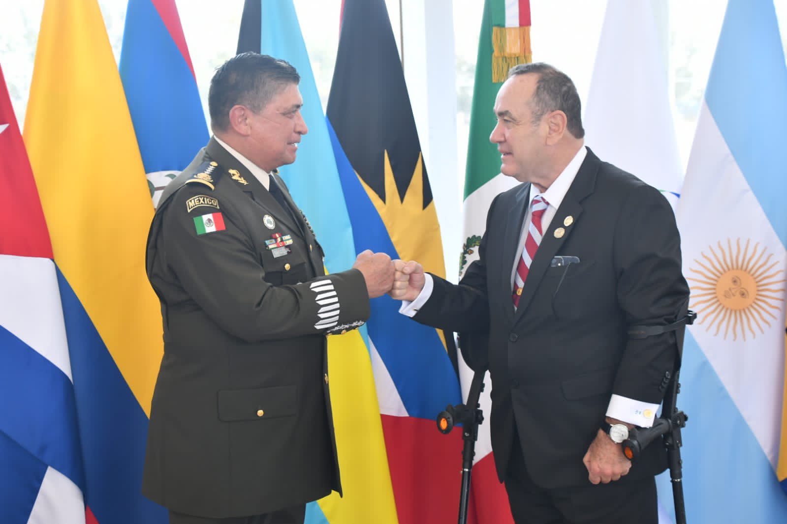 Presidente Giammattei arriba a México para participar en la Celac