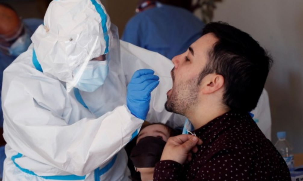 Italia acepta los test de saliva moleculares para el certificado sanitario