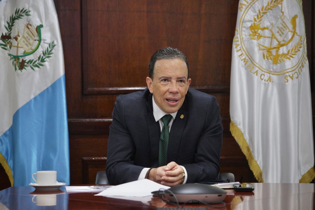 Minfin expone sobre importancia de aprobar el Presupuesto 2022