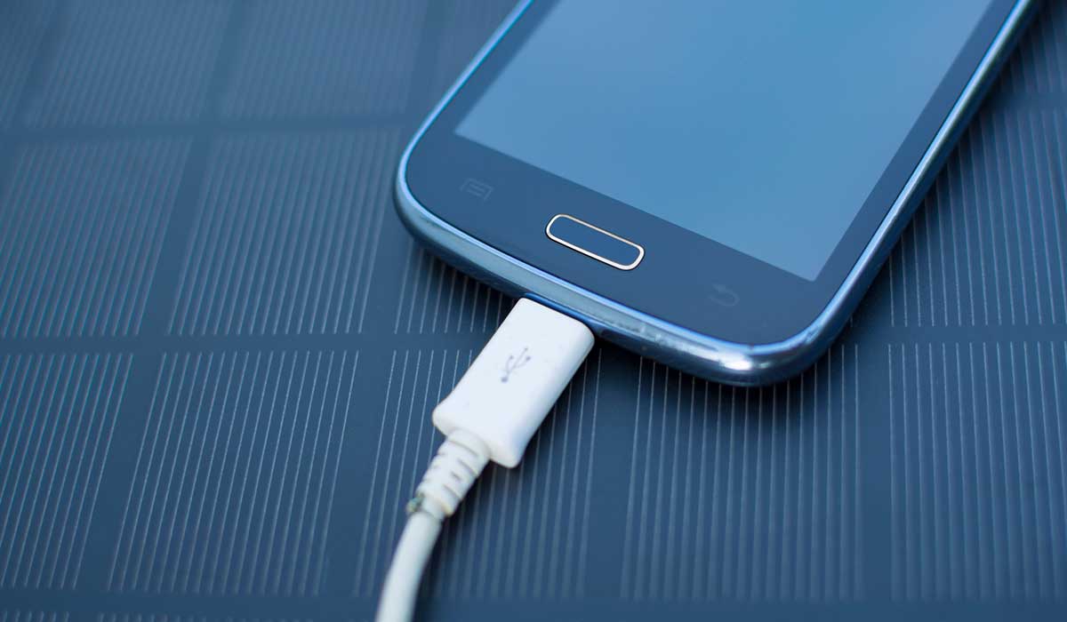 Proponen un único cargador universal para dispositivos electrónicos