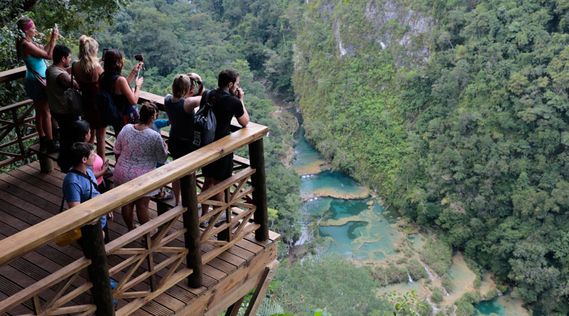Ingreso de turistas extranjeros genera divisas por 221 millones de dólares
