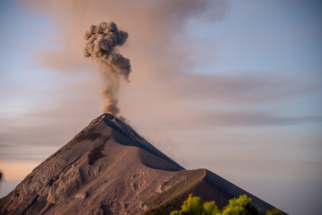 Conozca las condiciones de los volcanes activos en el territorio