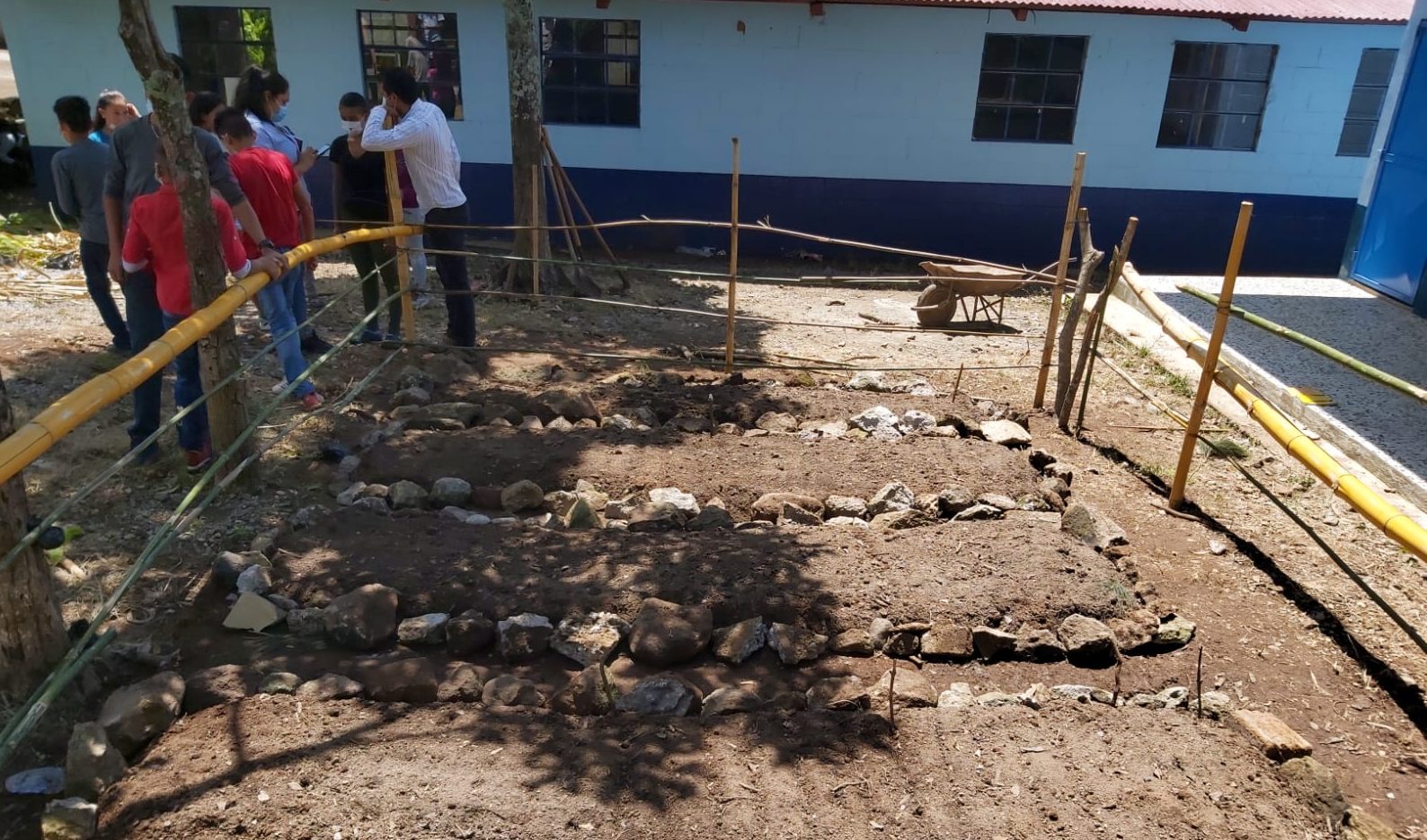 Estudiantes de Quesada, Jutiapa, se benefician con huerto pedagógico