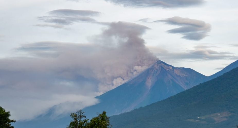 Centro de Operaciones de Emergencia de Escuintla, en alerta ante actividad del volcán de Fuego