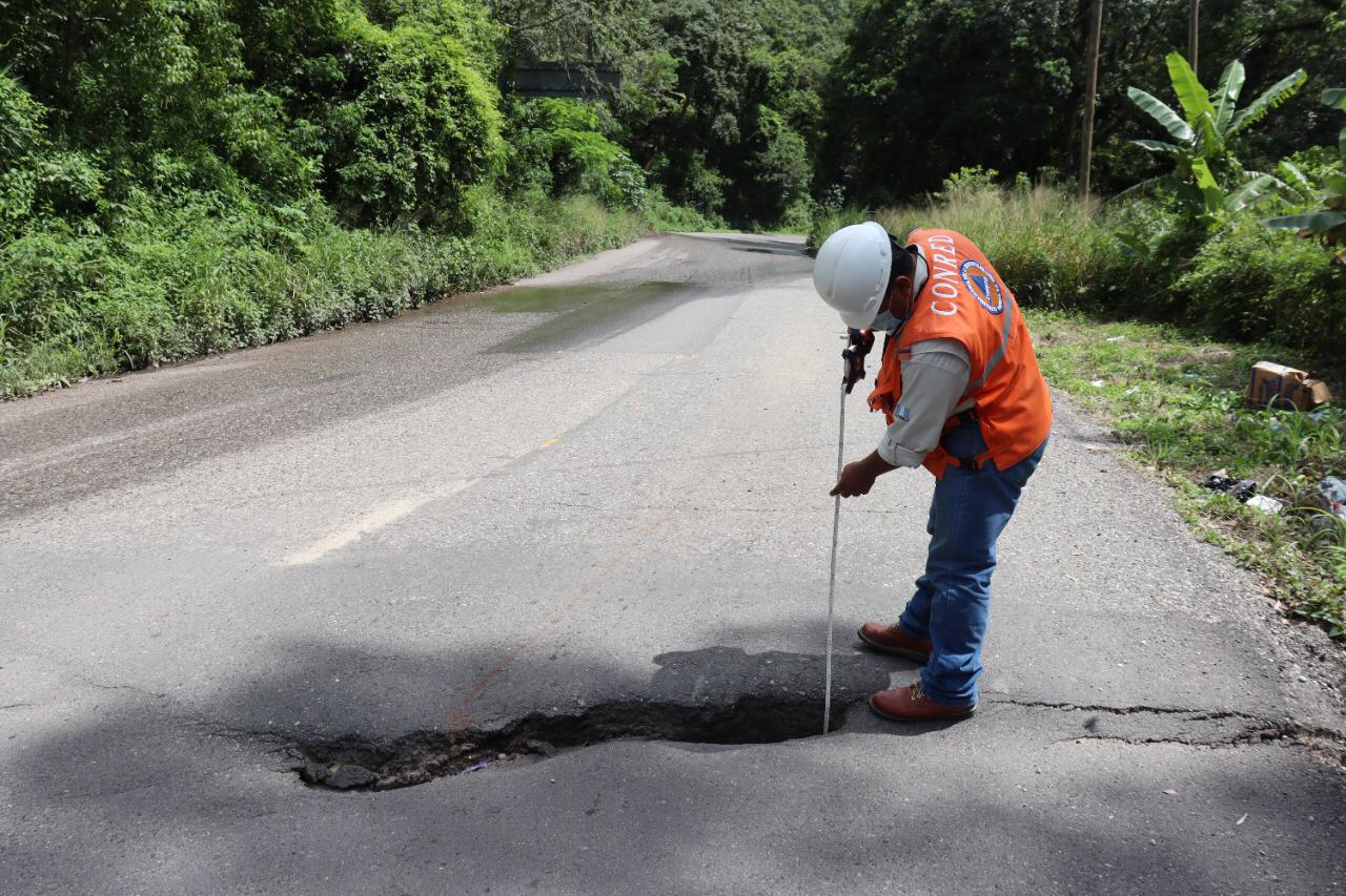 Conred verifica daños en tramo carretero hacia Esquipulas