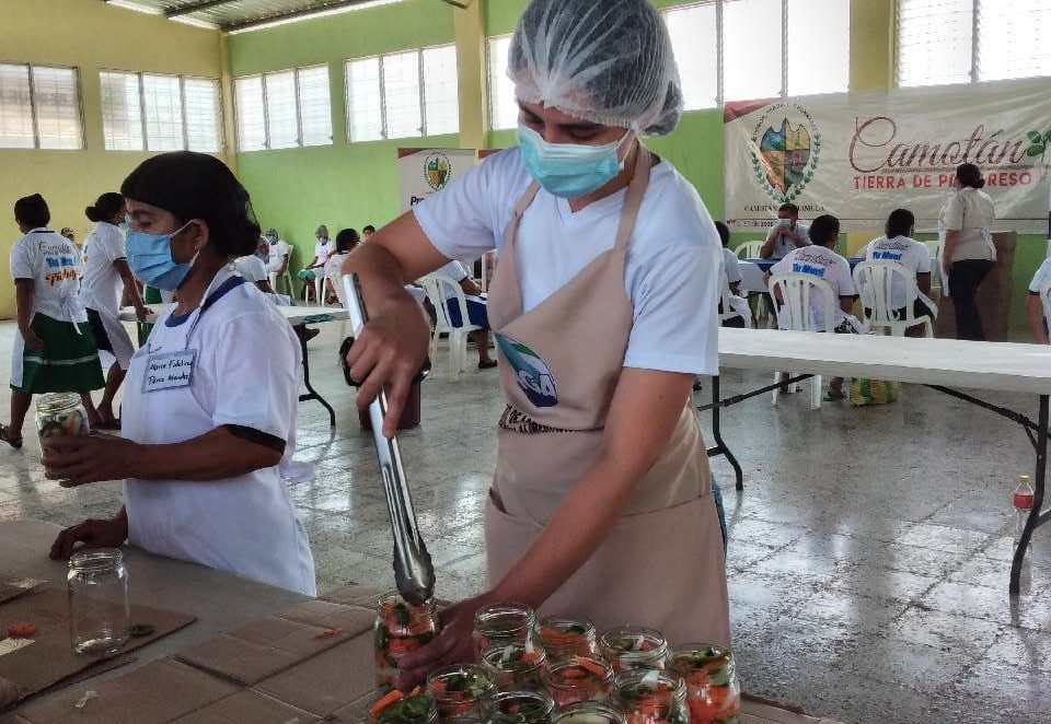 Extensionistas rurales refuerzan el empoderamiento de las mujeres en Camotán