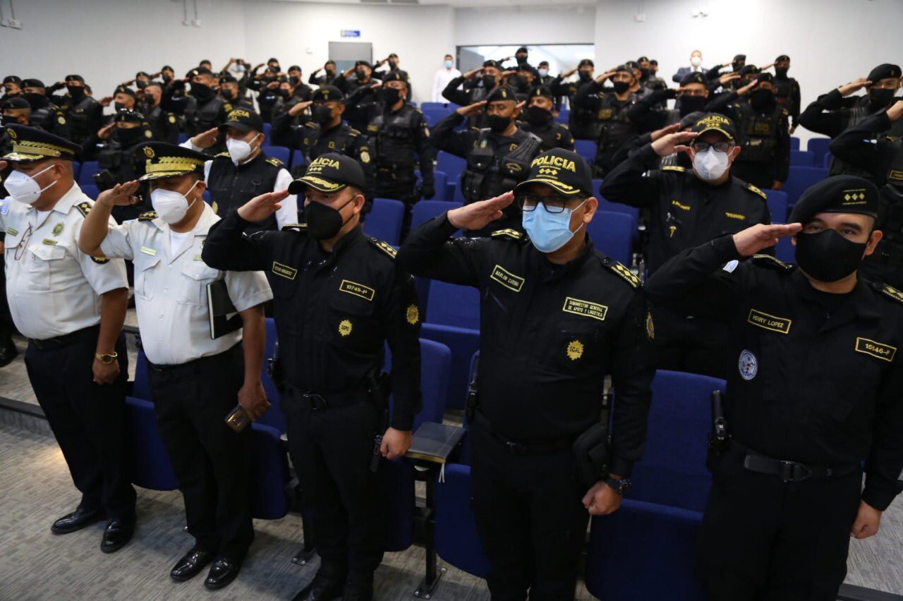 Mingob gradúa a agentes para el Grupo de Operaciones Antipandillas