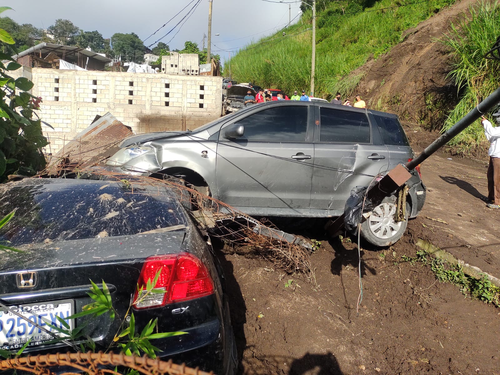 Conred asiste a los afectados por la lluvia del fin de semana