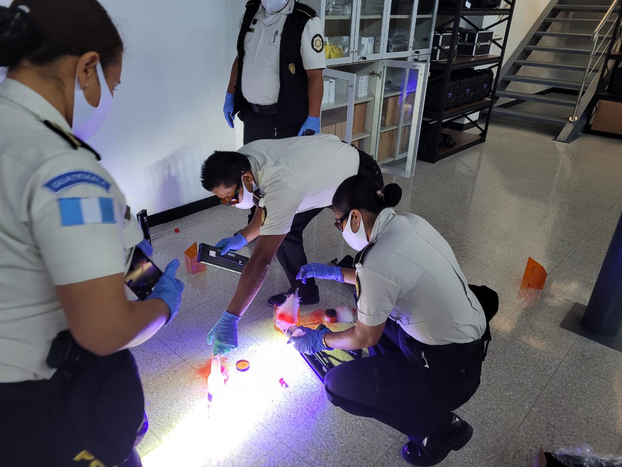 Capacitan al Gabinete Criminalístico de la PNC en nuevas técnicas de investigación