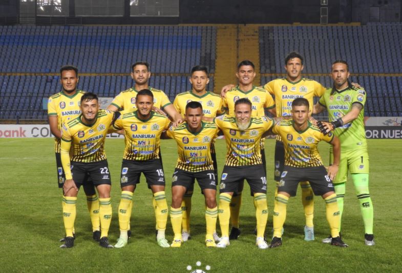 Deportivo Guastatoya logra un empate ante el campeón de la Liga Concacaf