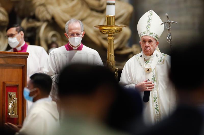 El Papa concluyó, en plena forma, el viaje a Eslovaquia con una misa masiva