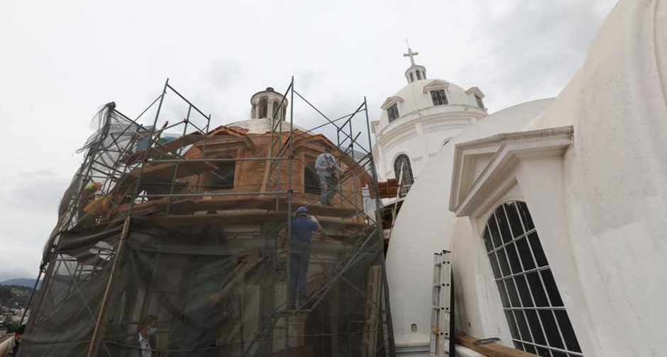 Ministerio de Cultura restaura cúpulas de la catedral de Quetzaltenango
