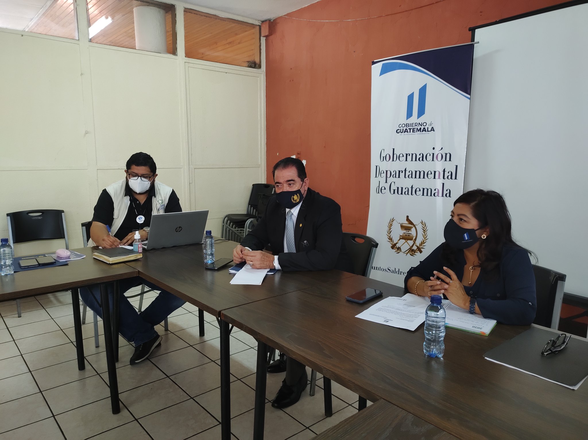 Autoridades dan seguimiento a compromisos para el desarrollo de Mixco