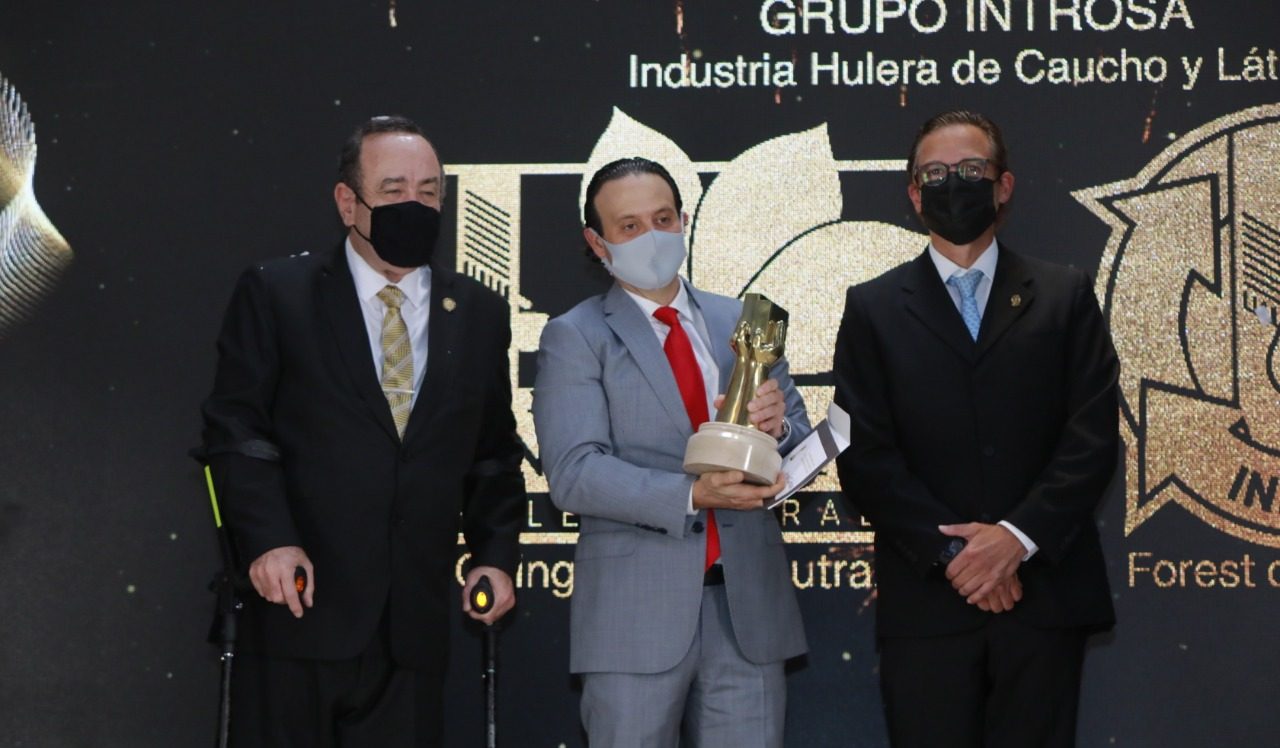 Premian a empresas con el Galardón Nacional a la Exportación 2021