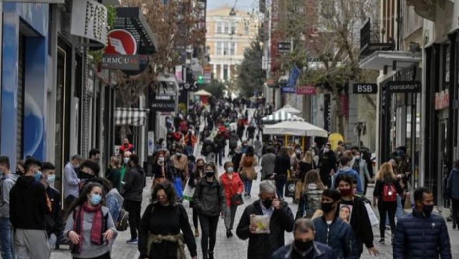 Grecia elimina límites de aforo y toques de queda