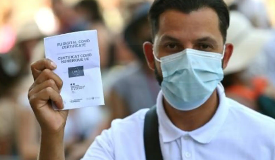 Italia pedirá desde el viernes el pasaporte sanitario a todos los empleados