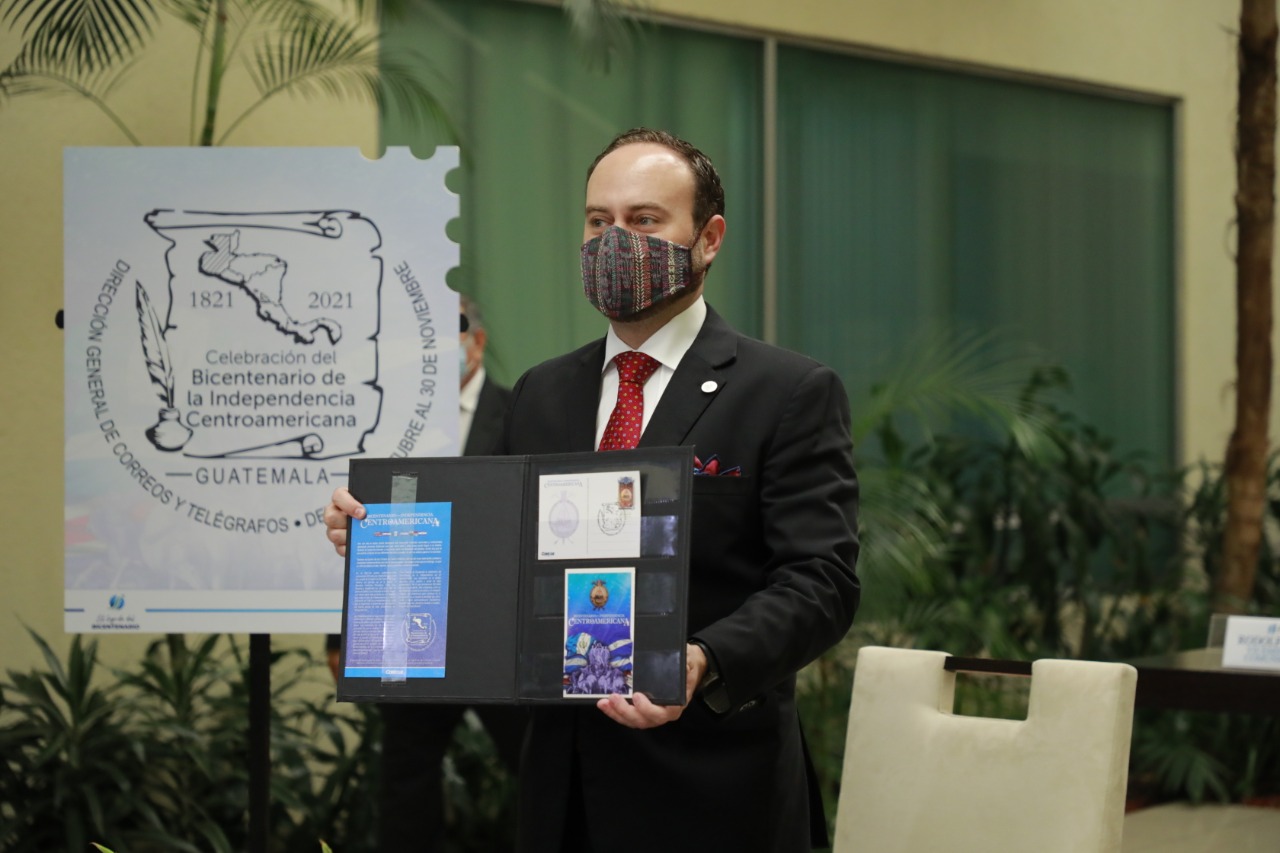 Países centroamericanos presentan matasellos conmemorativo del Bicentenario.