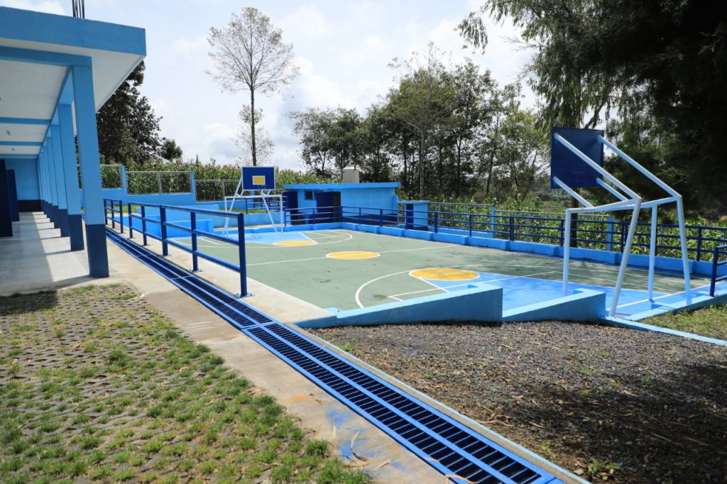 Remozamiento de la Escuela Primaria Oficial Rural Mixta de la aldea Joya Grande, Zaragoza, Chimaltenango.