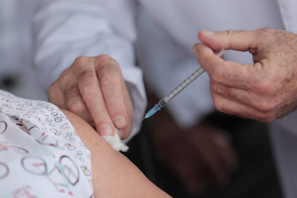 Guatemala registra 8.5 millones de dosis contra el coronavirus administradas