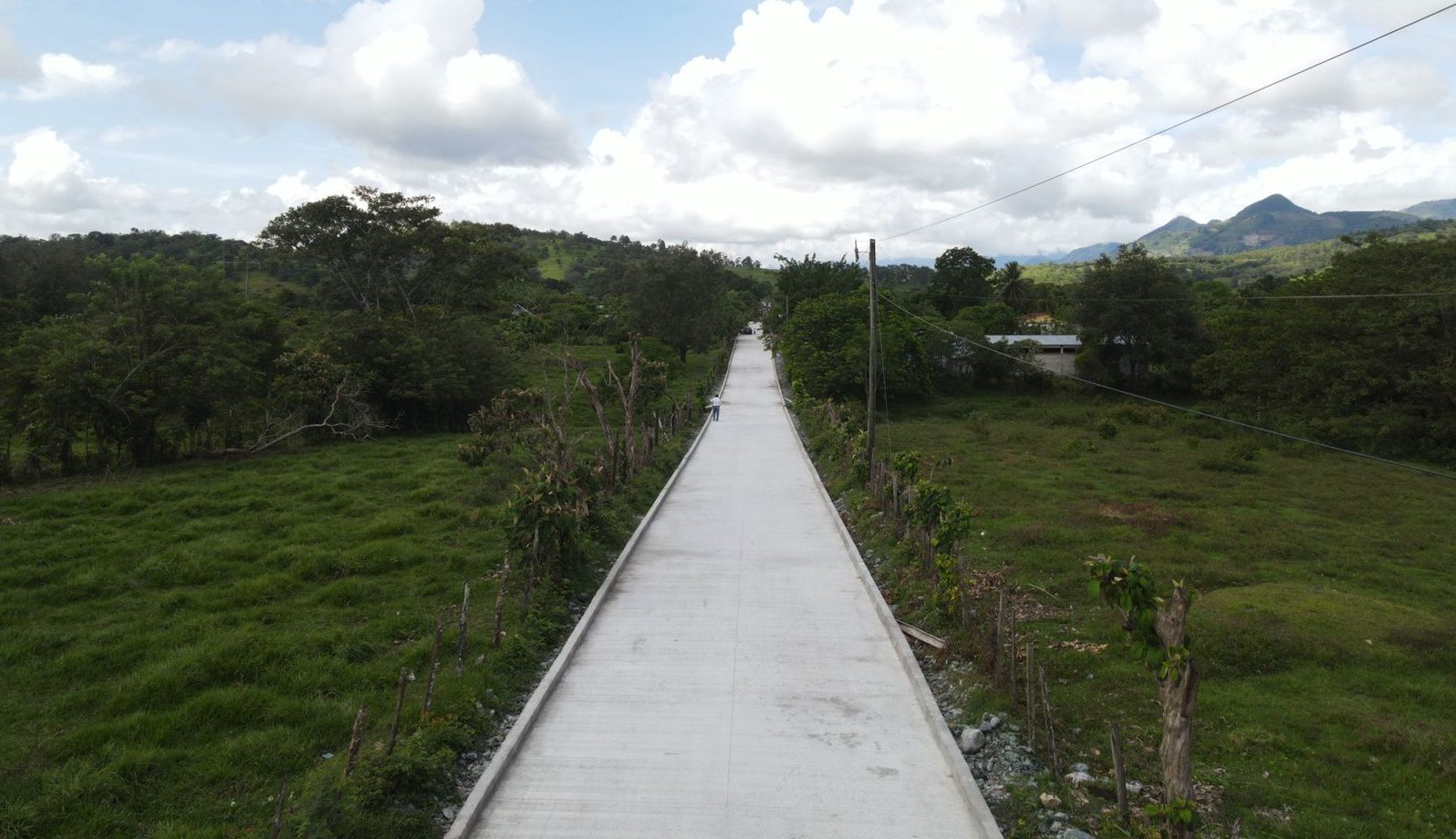 Camino rural en Los Amates, Izabal, deja de ser de terracería