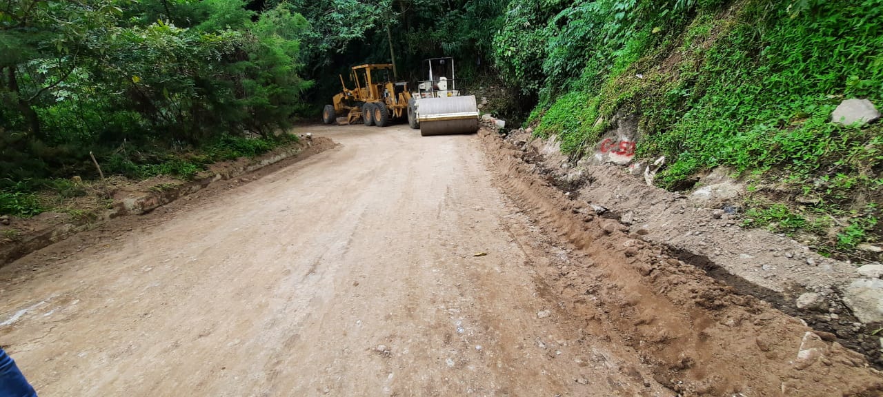 Gualán contará con mejores caminos rurales